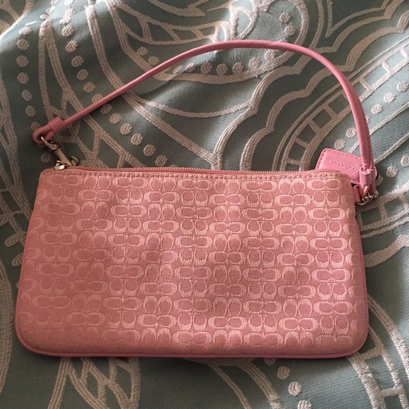 Coach - Picture 2 of 4